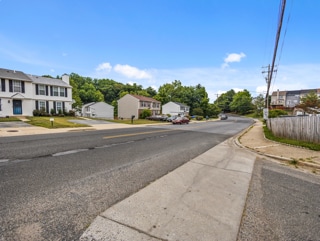 Building Photo - 6724 Seat Pleasant Dr
