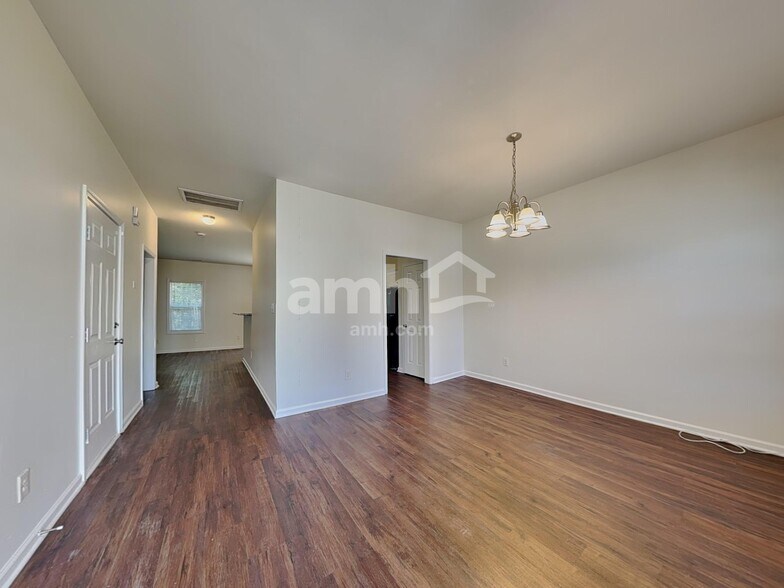 Building Photo - 2916 Filbert St