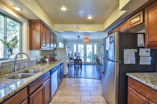 Building Photo - Furnished Room for Rent – Modern Co-Living Home (5 Bed, Shared Common Areas) Near SDSU (0.5 Miles)