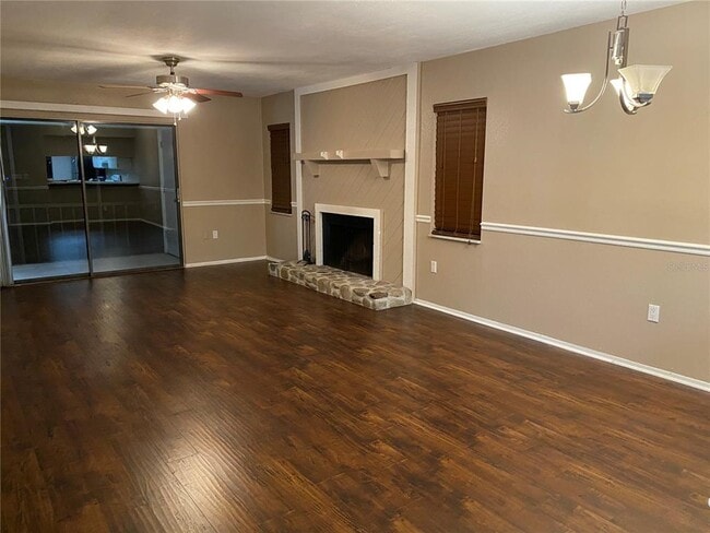 Building Photo - 225 Caryl Way