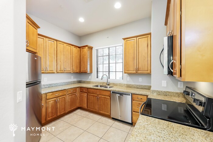 Building Photo - 4241 Pebble Creek Pkwy