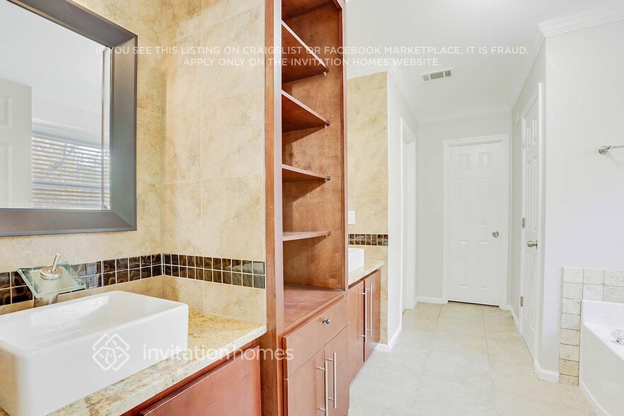 Building Photo - 948 Peel Castle Ln