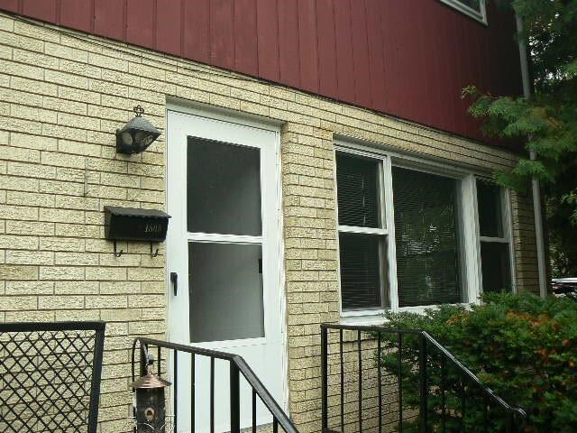 Building Photo - 1805 Spohn Ave