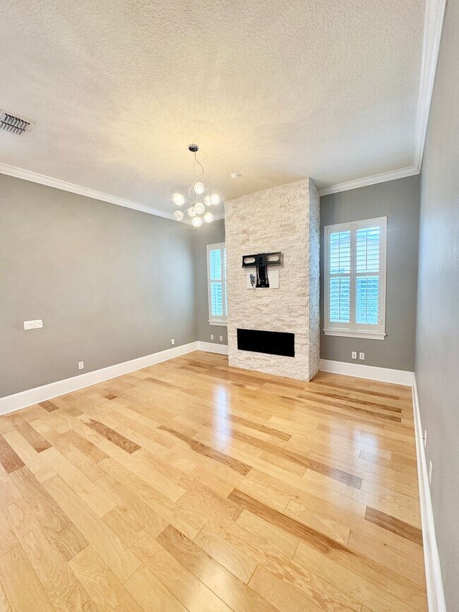 Building Photo - LUXURY RENTAL In Maitland - Winter Park Area 32751