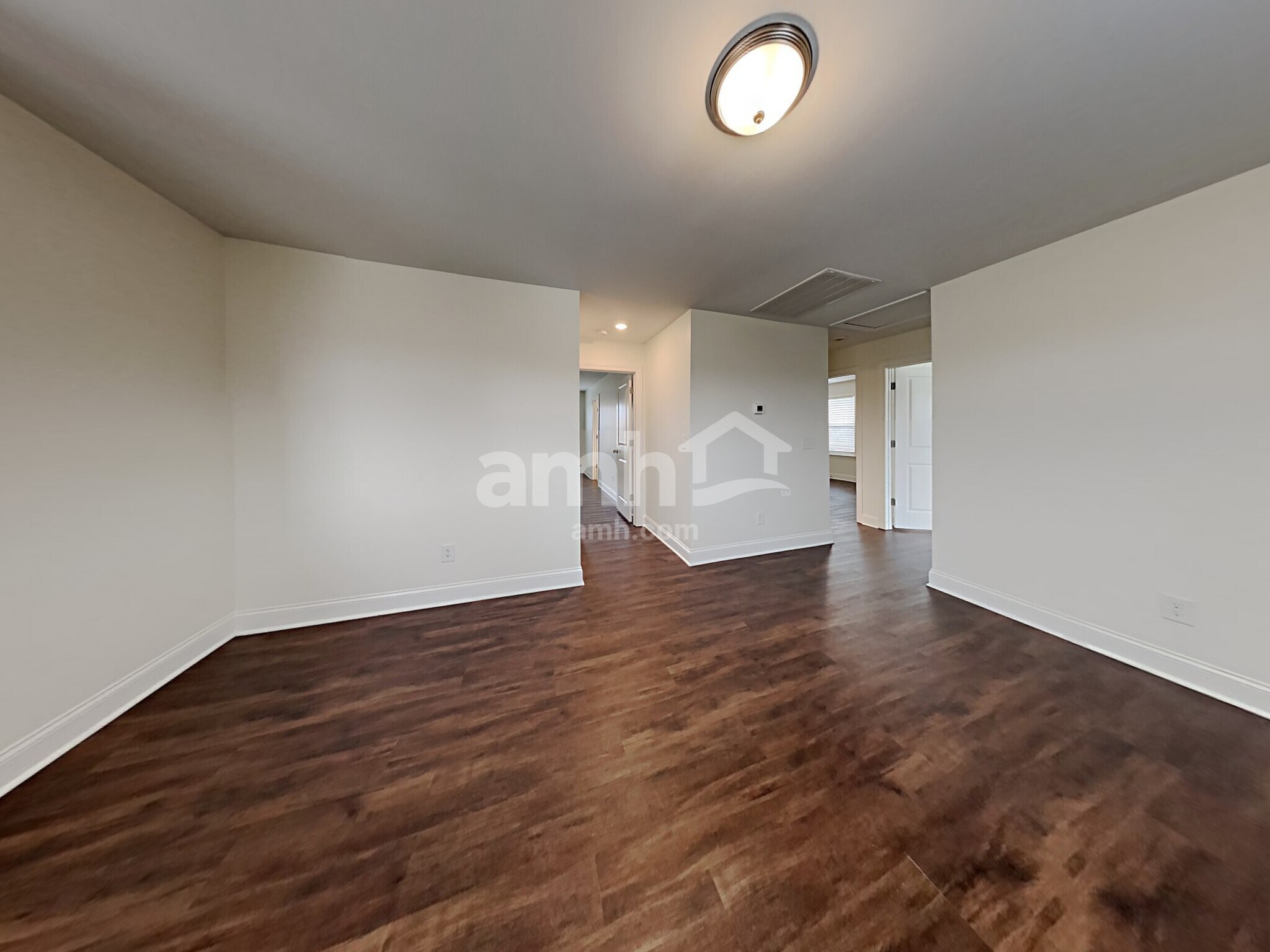 Building Photo - 7010 Bennett Dr.