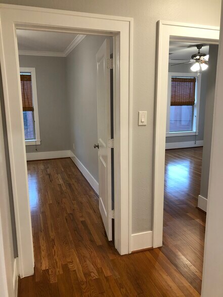 Hallway view into both bedrooms - 1712 Blodgett St