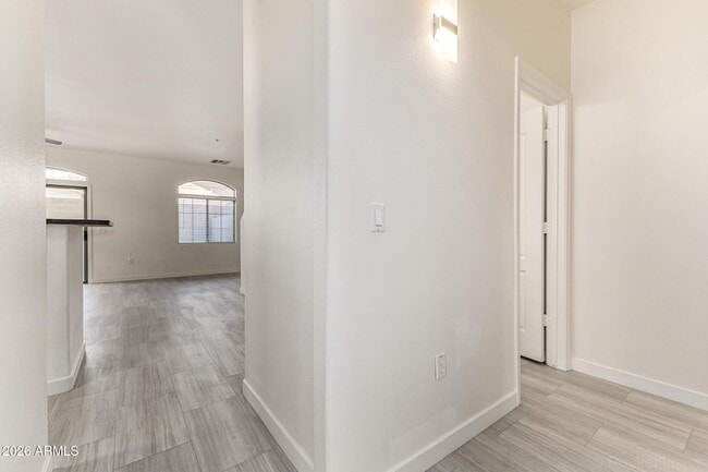 Building Photo - 2727 N Price Rd