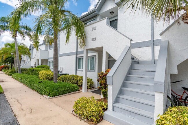 Building Photo - 516 Beach Park Ln