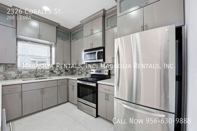 Building Photo - 2326 Corales St