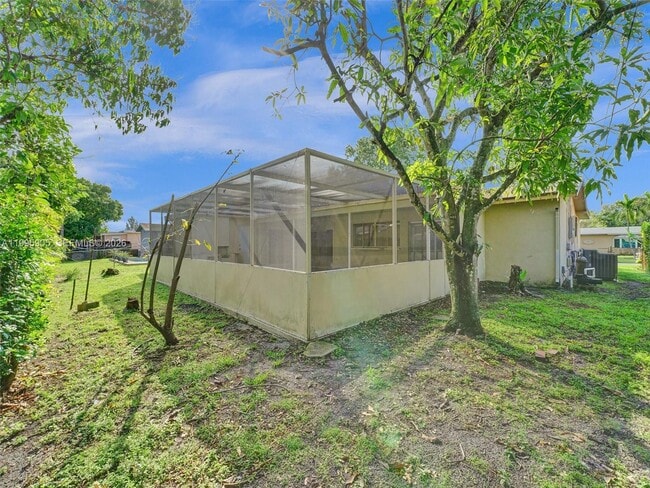 Building Photo - 7231 NW 20th St