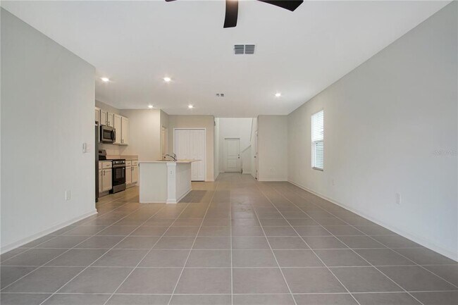 Building Photo - 3071 Totem Rd