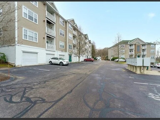 Primary Photo - 82 Mill Street Ter