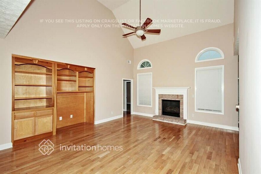 Building Photo - 341 Whitney Ln