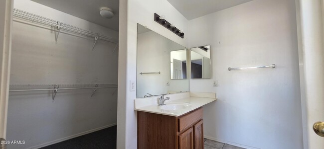 Building Photo - 6642 E Lush Vista View