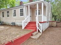 Building Photo - 195 Hedges St SE