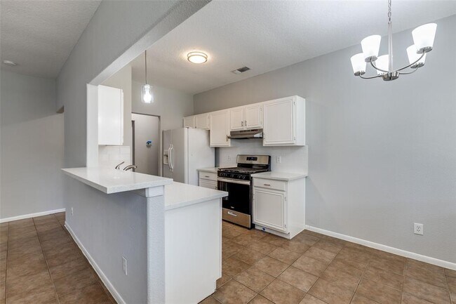 Building Photo - 3012 High Plains Dr