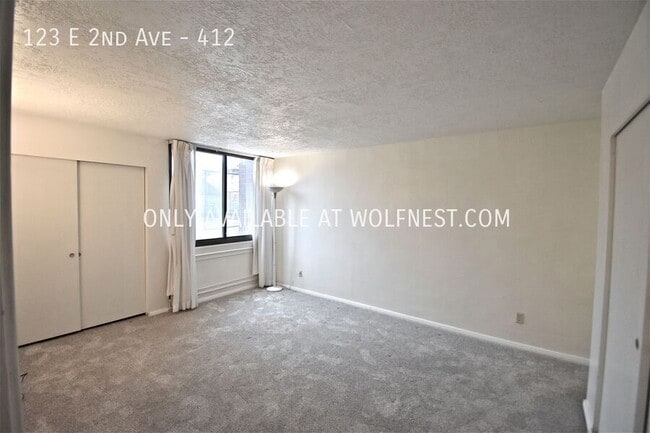 Building Photo - Stunning Downtown SLC Condo - Prime Locati...