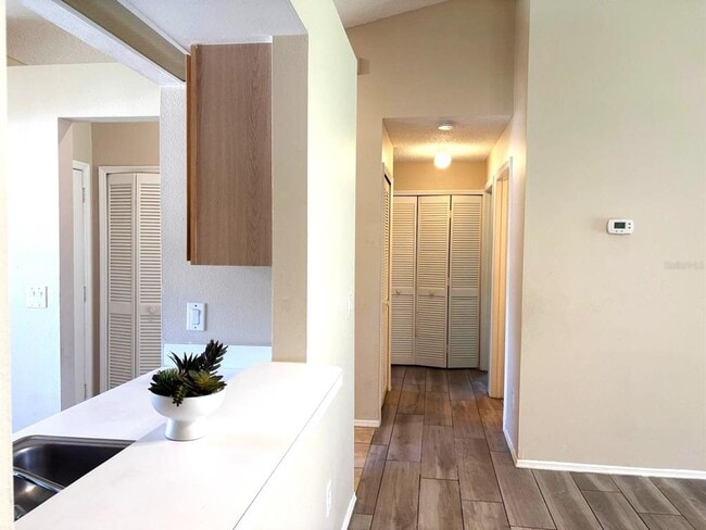 Building Photo - 1244 Barefoot Bay Dr