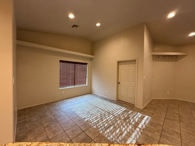 Building Photo - 7525 E 26th St