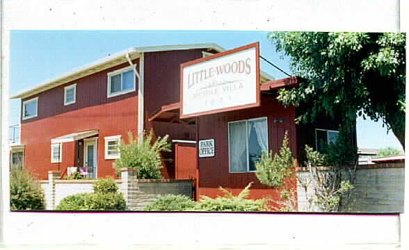 Building Photo - Little Woods Mobile Villa