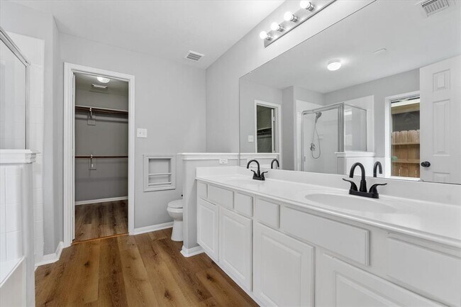 Building Photo - 10051 Williams Field Dr