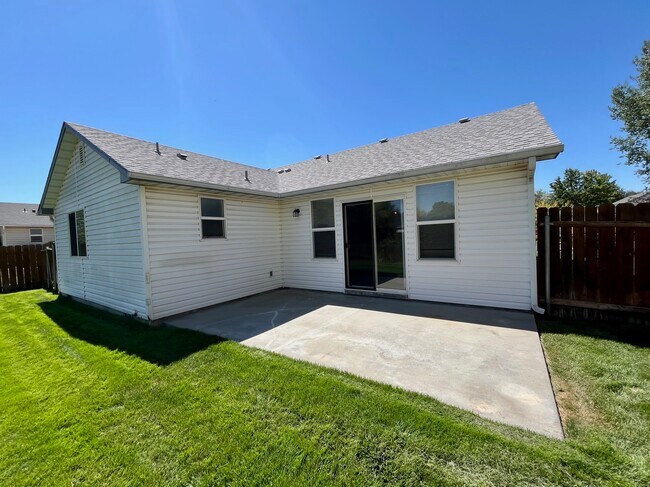 Building Photo - 16426 N Asbury Dr