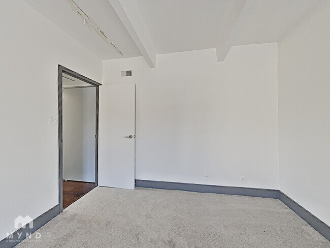 Building Photo - 8060 E Girard Ave