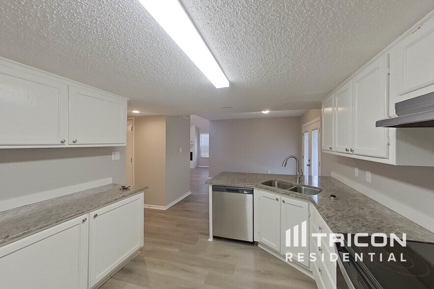 Building Photo - 4508 Timber Run Dr