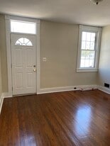 Living Room - 705 Bunnecke Ave