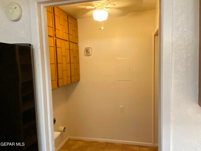 Building Photo - 214 Montego Bay Dr