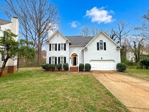 Building Photo - Beautiful 2 story, 4 bed, 2.5 bath Home Located in the Davis Lake Community!