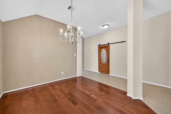 Building Photo - 17603 Burkhart Ridge Dr