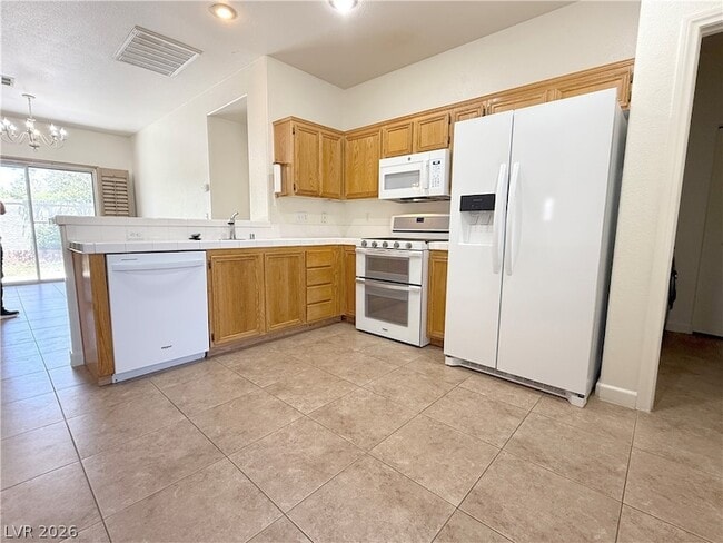 Building Photo - 9824 Garamound Ave