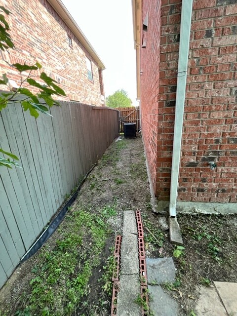Building Photo - 201 Seva Ct