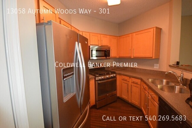 Building Photo - 13058 Autumn Woods Way