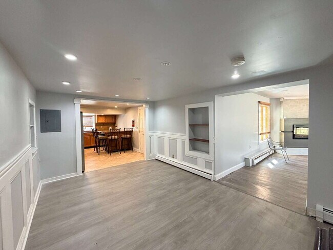 Building Photo - Move in ready, spacious, 4 bedroom, 3 bath single-family home available for rent in Hackensack, NJ.