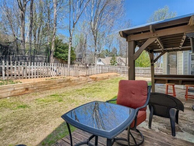 Building Photo - 2575 Wild Iris Ln NE