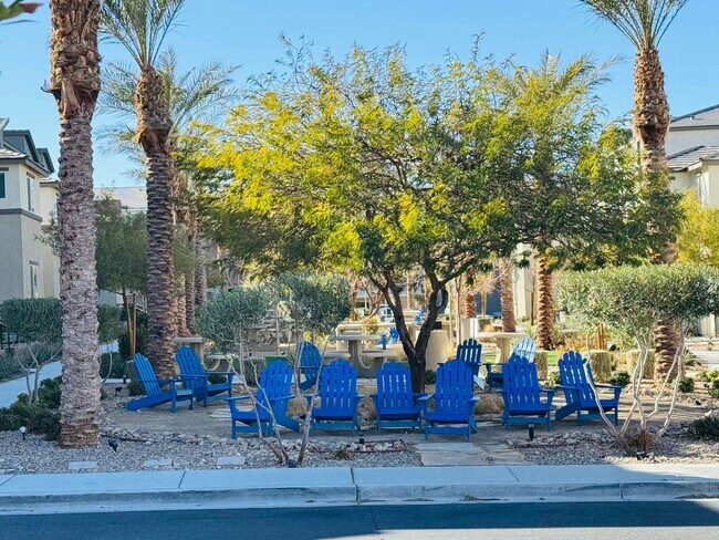 Building Photo - Semi-Furnished 3-bedroom, 2.5-bath townhouse For Rent