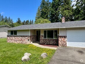 Building Photo - (#724) Duplex Near Squaxin Park - Water/Se...