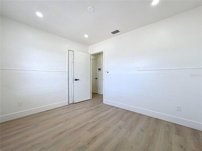Building Photo - 3463 Arnel Dr