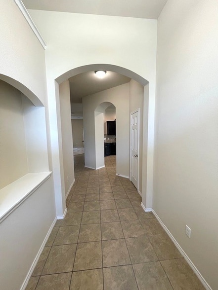 Building Photo - 6512 La Sol Ln