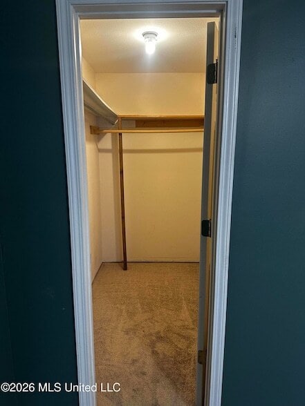 Building Photo - 22226 Red Bluff Rd