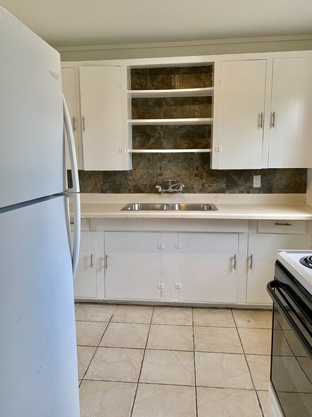 Building Photo - 2016 Dunlavy St