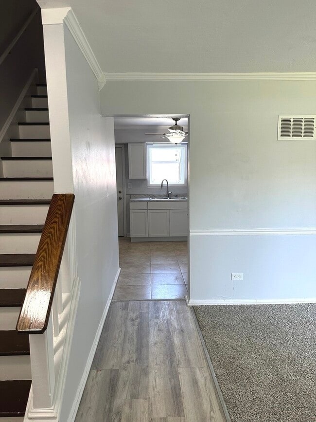 Building Photo - 4014 Euclid Ln