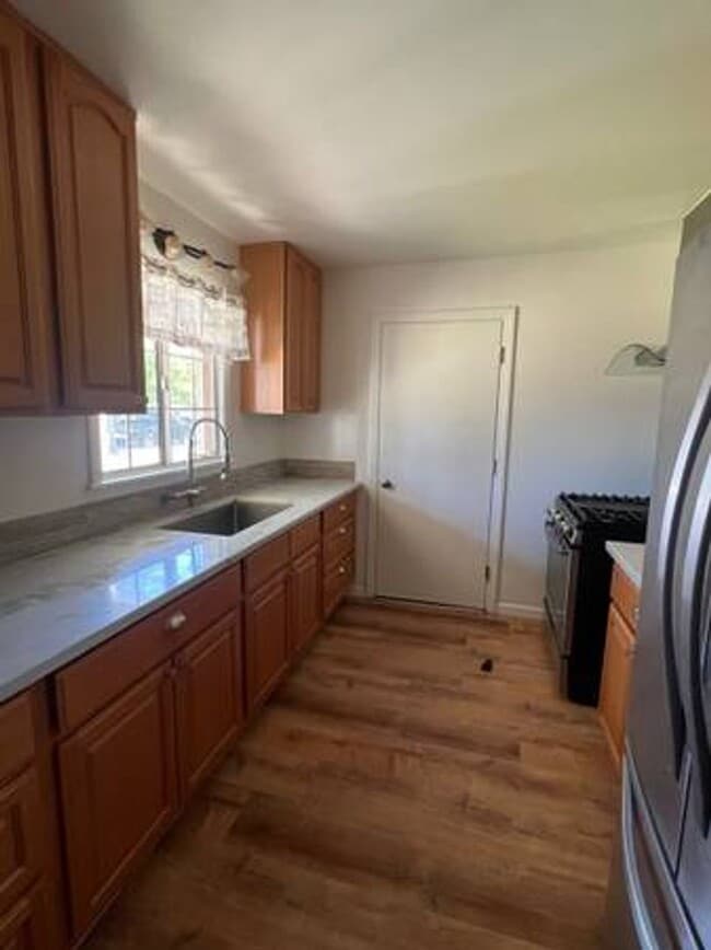 Building Photo - 441 Brockmann Dr