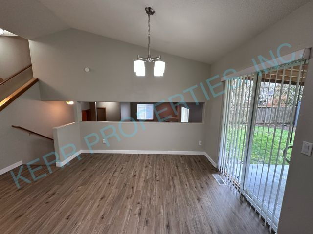 Building Photo - Charming 3-Bed Oasis with 2.5 Baths in Sandy, OR – Spacious 1,542 Sq Ft Gem on Jade Glen Ave!