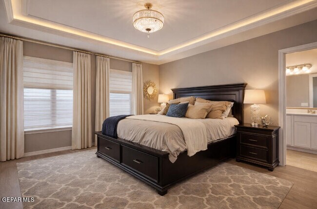 Building Photo - 13912 Loreina Luz Ave