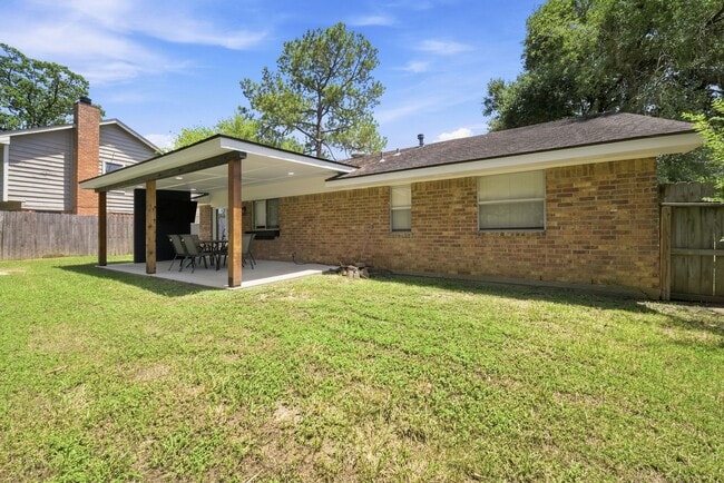 Building Photo - 19914 Ft Davis Ct