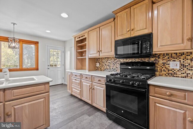 Building Photo - 778 Bobwhite Ln