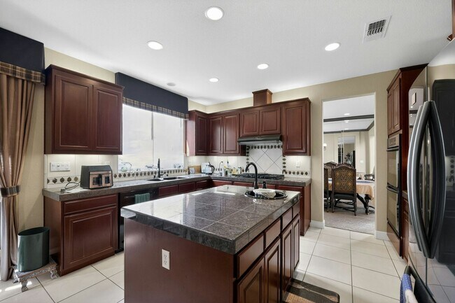 Building Photo - 2964 Ocean Mist Ct